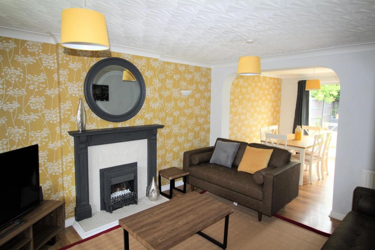 Doncaster - Warmsworth - Great Customer Feedback - 3 Bed Detached House - Private Garden & Parking Plus Garage - Quiet Cul De Sac Location - Dog Friendly - Fast Wifi - Close To Motorway Access Екстериор снимка