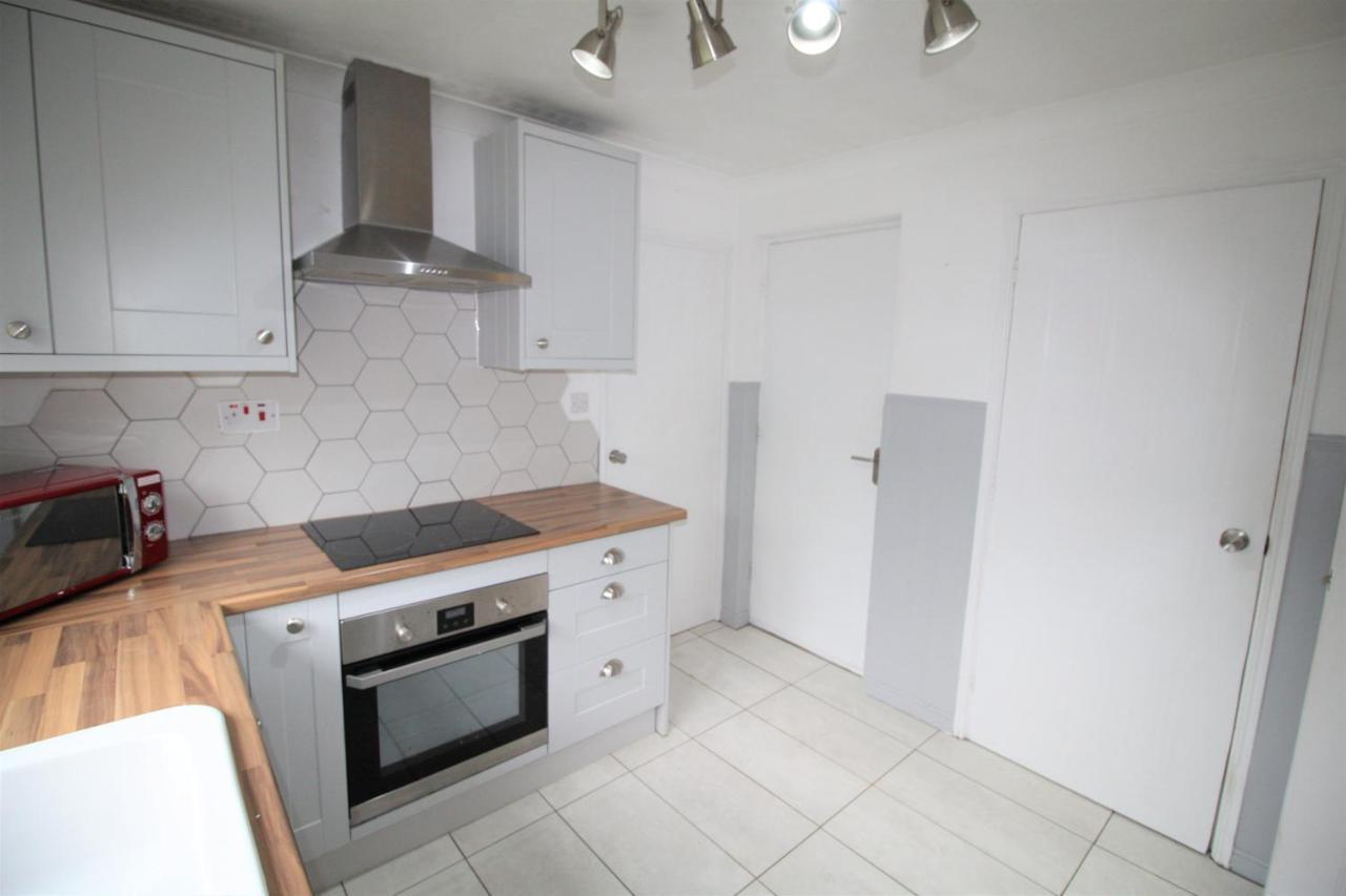 Doncaster - Warmsworth - Great Customer Feedback - 3 Bed Detached House - Private Garden & Parking Plus Garage - Quiet Cul De Sac Location - Dog Friendly - Fast Wifi - Close To Motorway Access Екстериор снимка