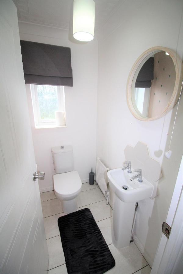 Doncaster - Warmsworth - Great Customer Feedback - 3 Bed Detached House - Private Garden & Parking Plus Garage - Quiet Cul De Sac Location - Dog Friendly - Fast Wifi - Close To Motorway Access Екстериор снимка