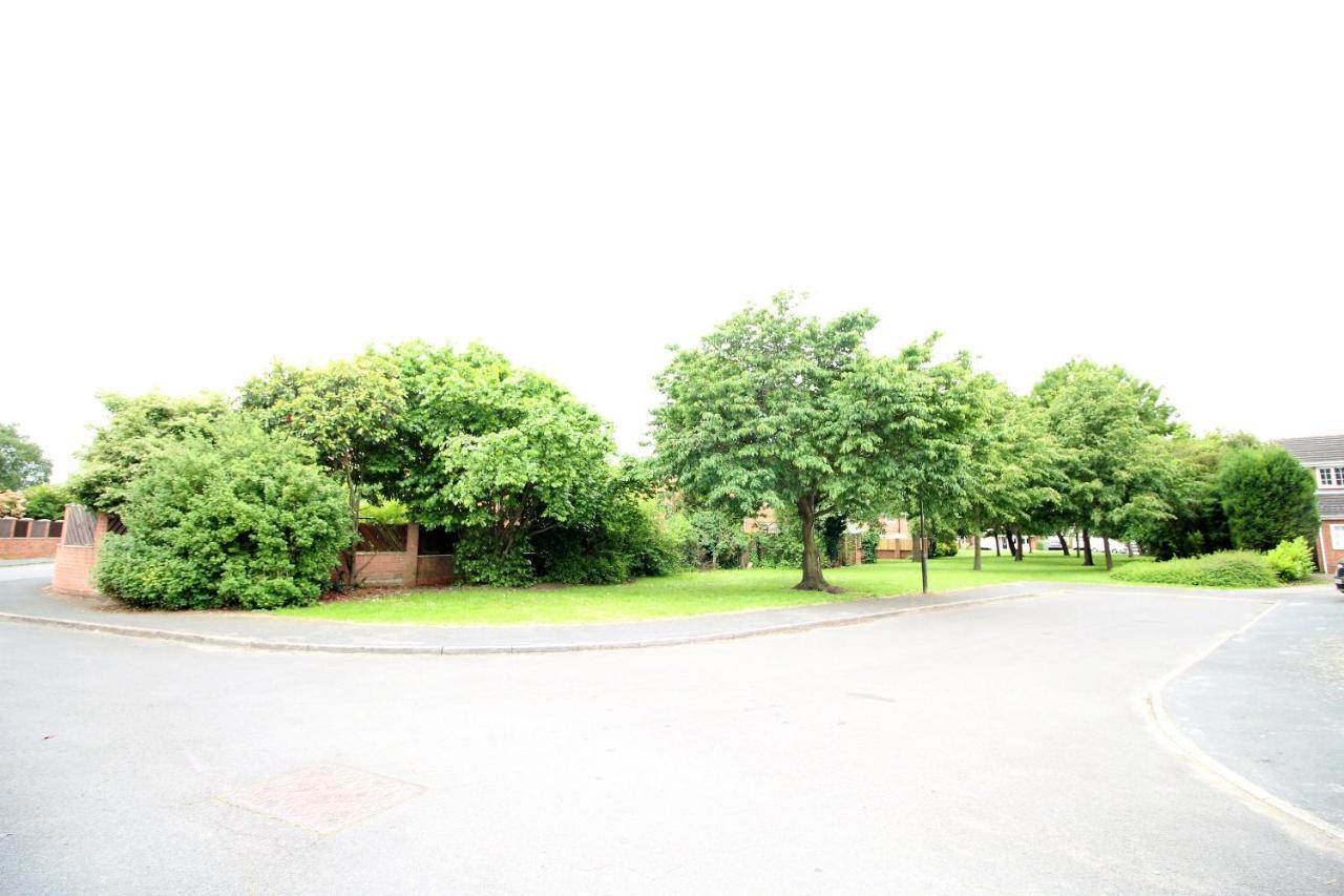 Doncaster - Warmsworth - Great Customer Feedback - 3 Bed Detached House - Private Garden & Parking Plus Garage - Quiet Cul De Sac Location - Dog Friendly - Fast Wifi - Close To Motorway Access Екстериор снимка